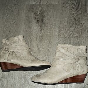 Comfortview Inez Bootie